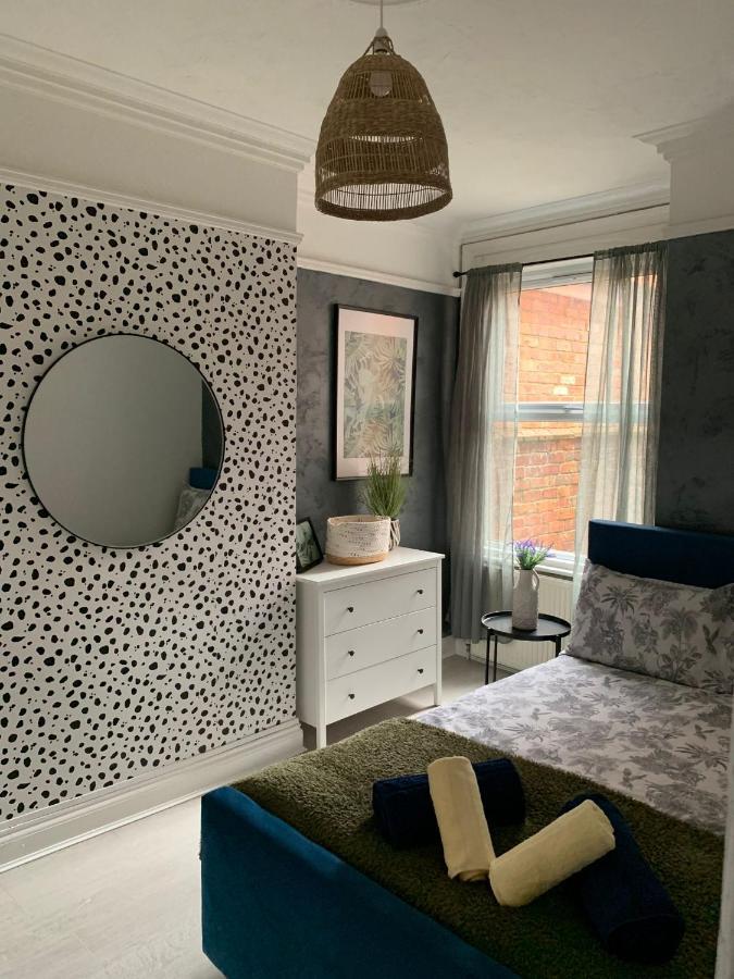 House Of Cosy Dots Vila Northampton Exterior foto
